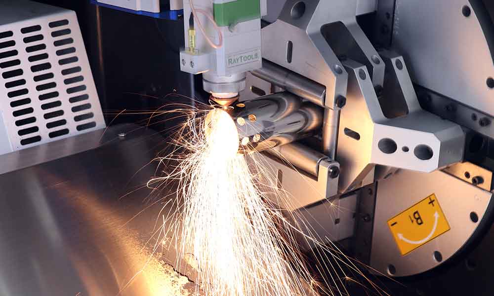 Factors affecting the cutting size of laser cutting machine